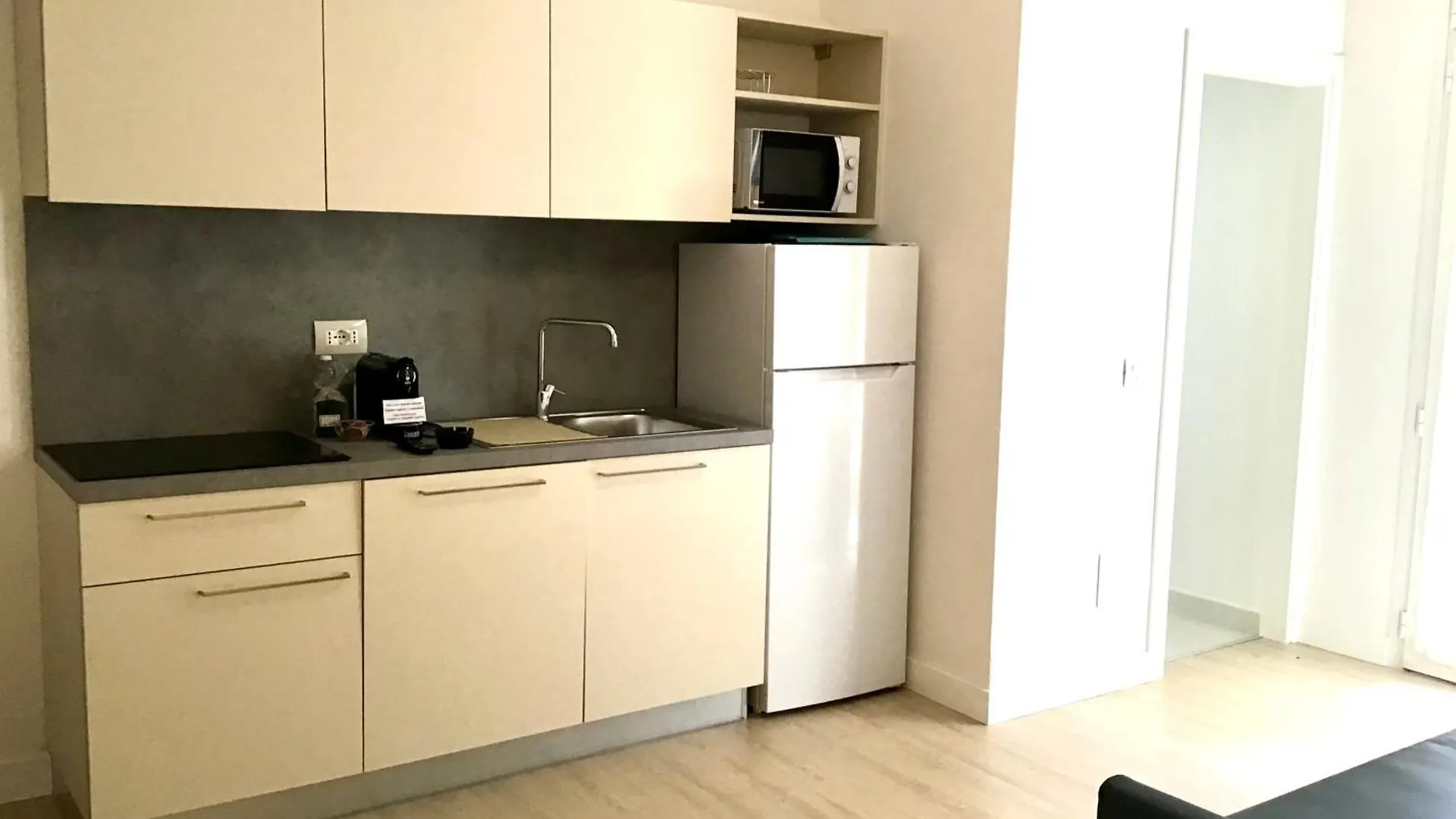 Отель La Coccinella Residence Сан-Винченцо