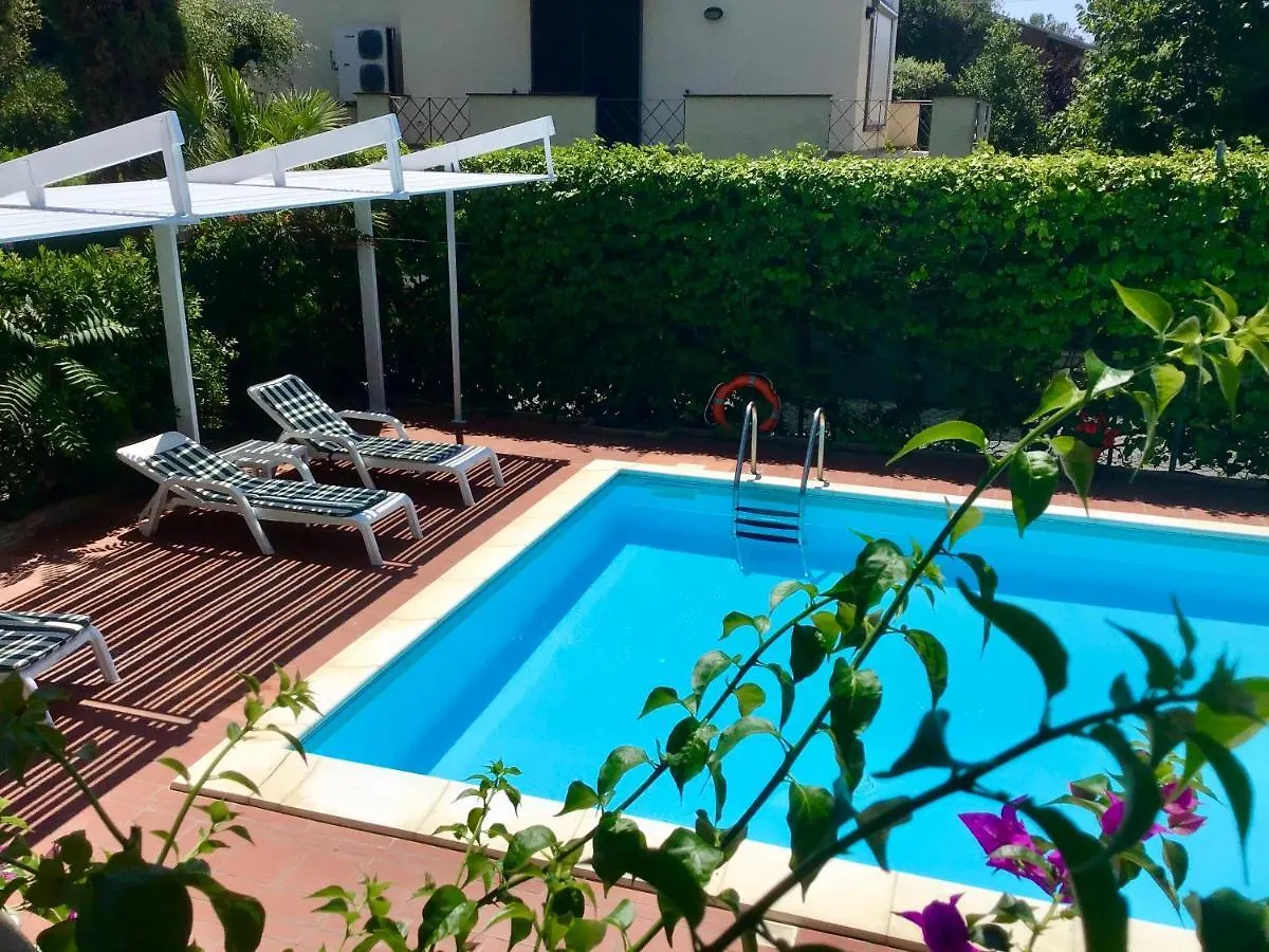 La Coccinella Residence San Vincenzo Włochy